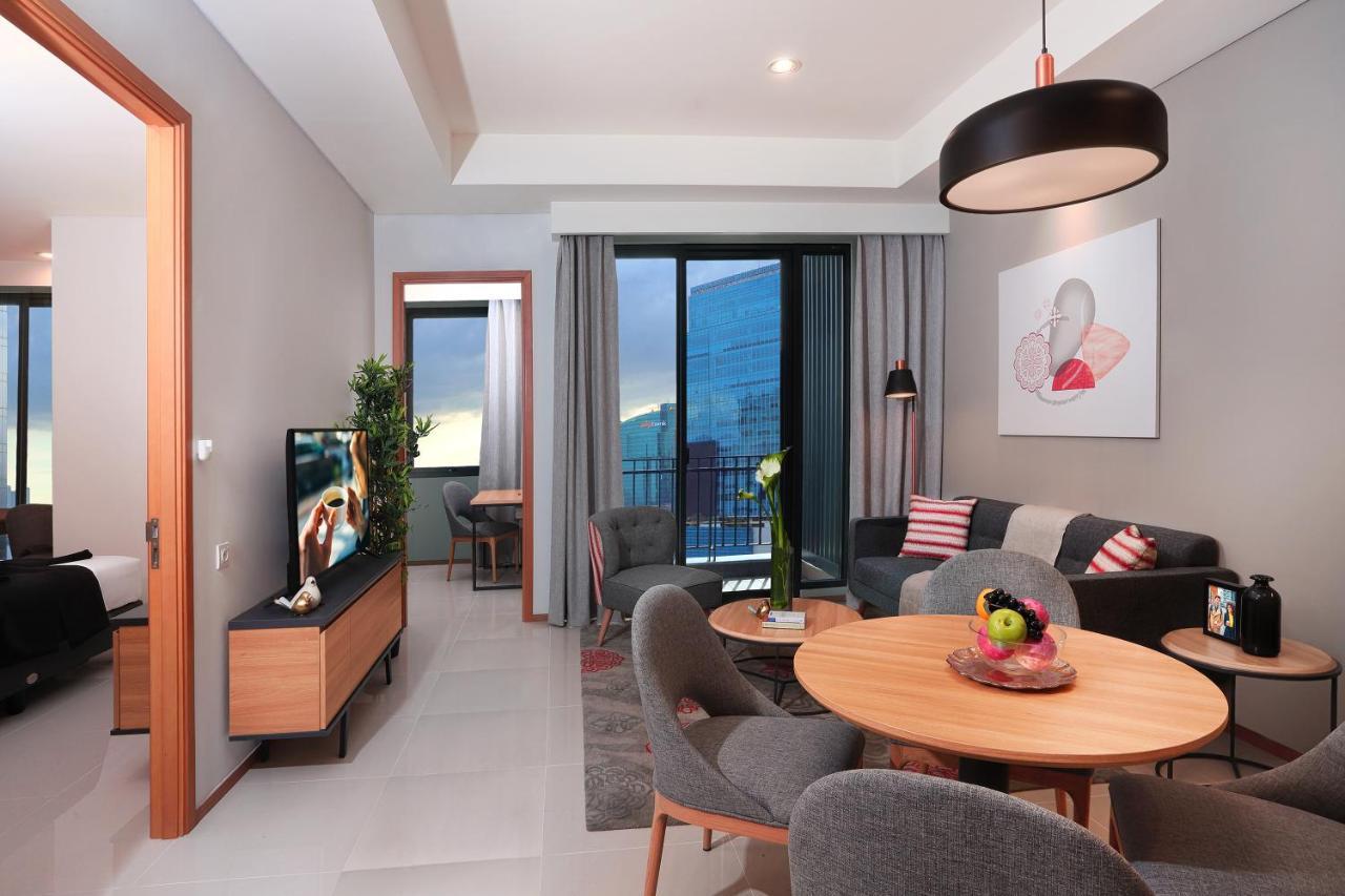 Citadines Gatot Subroto Giacarta Esterno foto