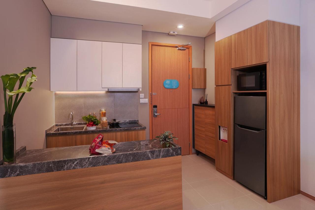 Citadines Gatot Subroto Giacarta Esterno foto